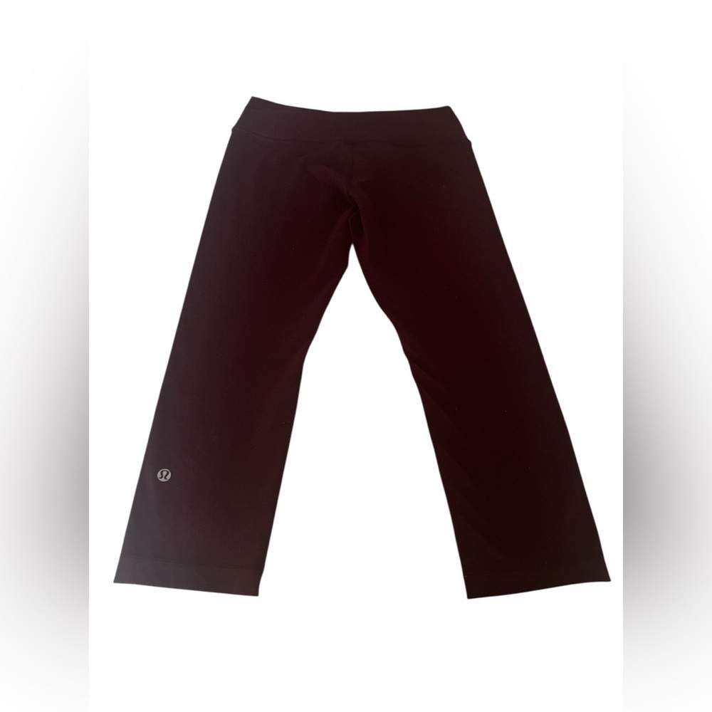 Lululemon Burgundy Capri Length Sz/6 - Picture 3 of 6